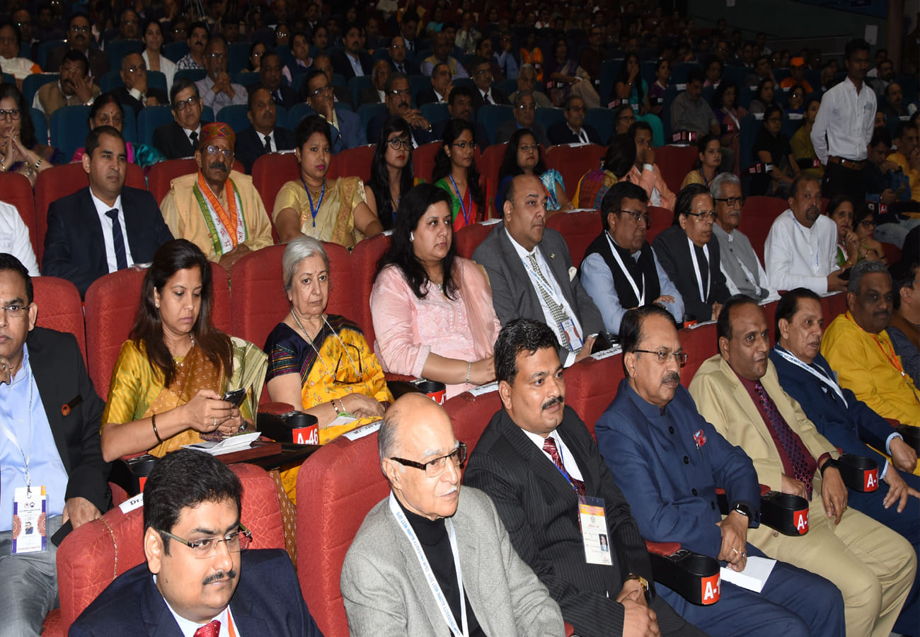 president ramnath kovind gave one lakh 11 thousand rupees at CSJMU Alumni Conference