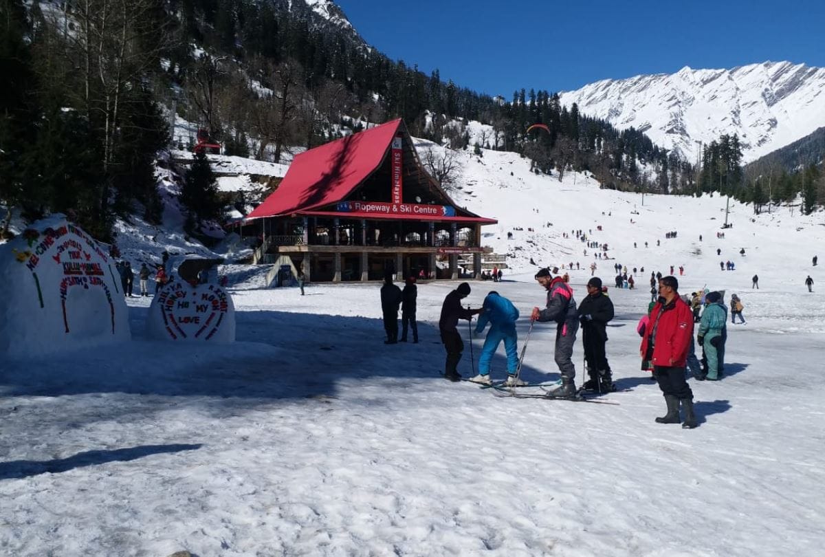 scenic View of Lahaul Manali Solang Valley after Snowfall in Himachal Pradesh