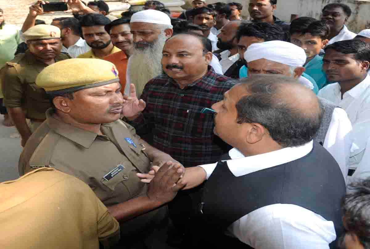 police stop the mushlims in maousque