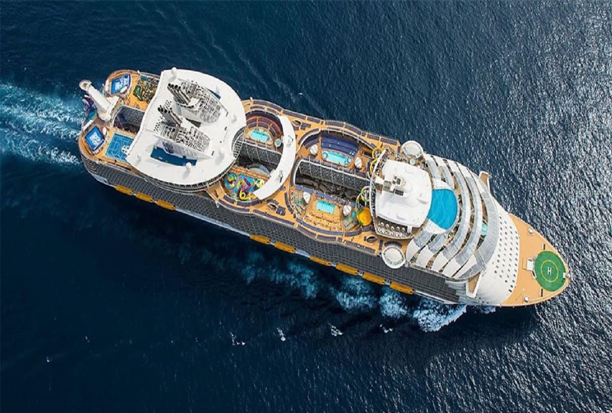 world's largest cruise Ship Symphony of the Seas