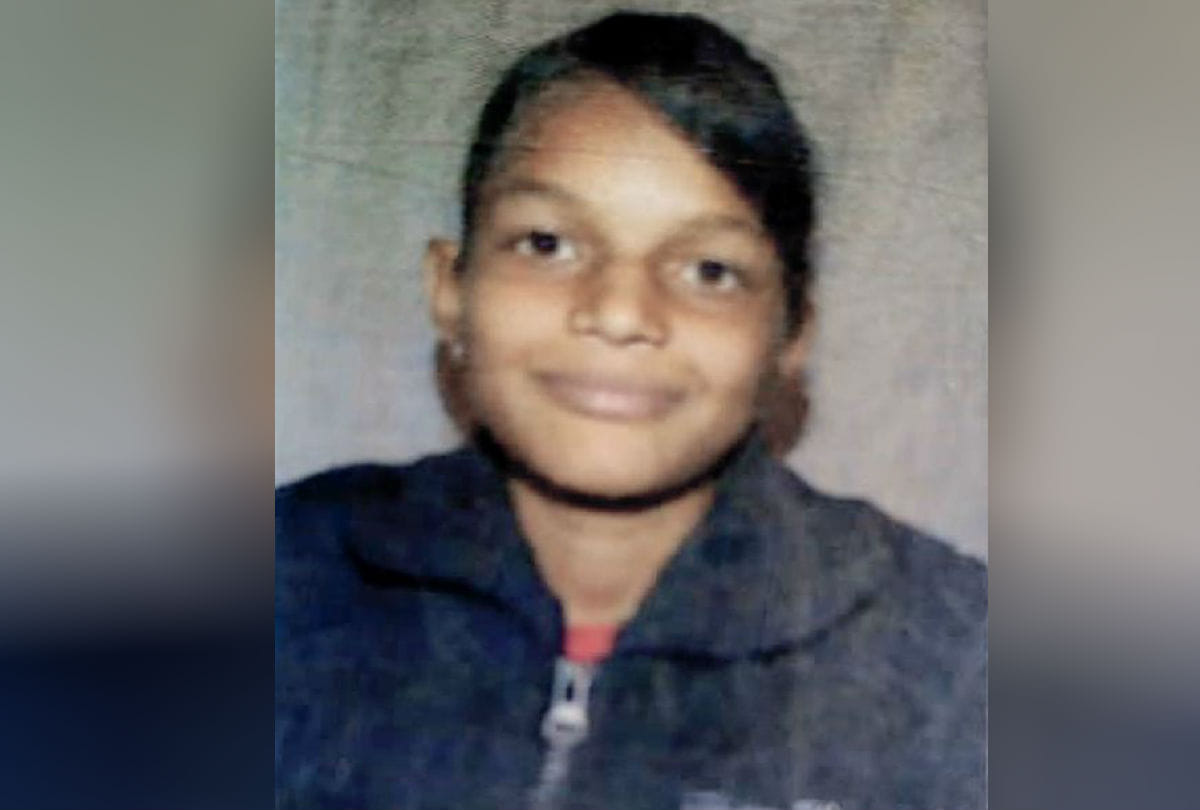 girl murder accused committed suicide by eaten poison in agra
