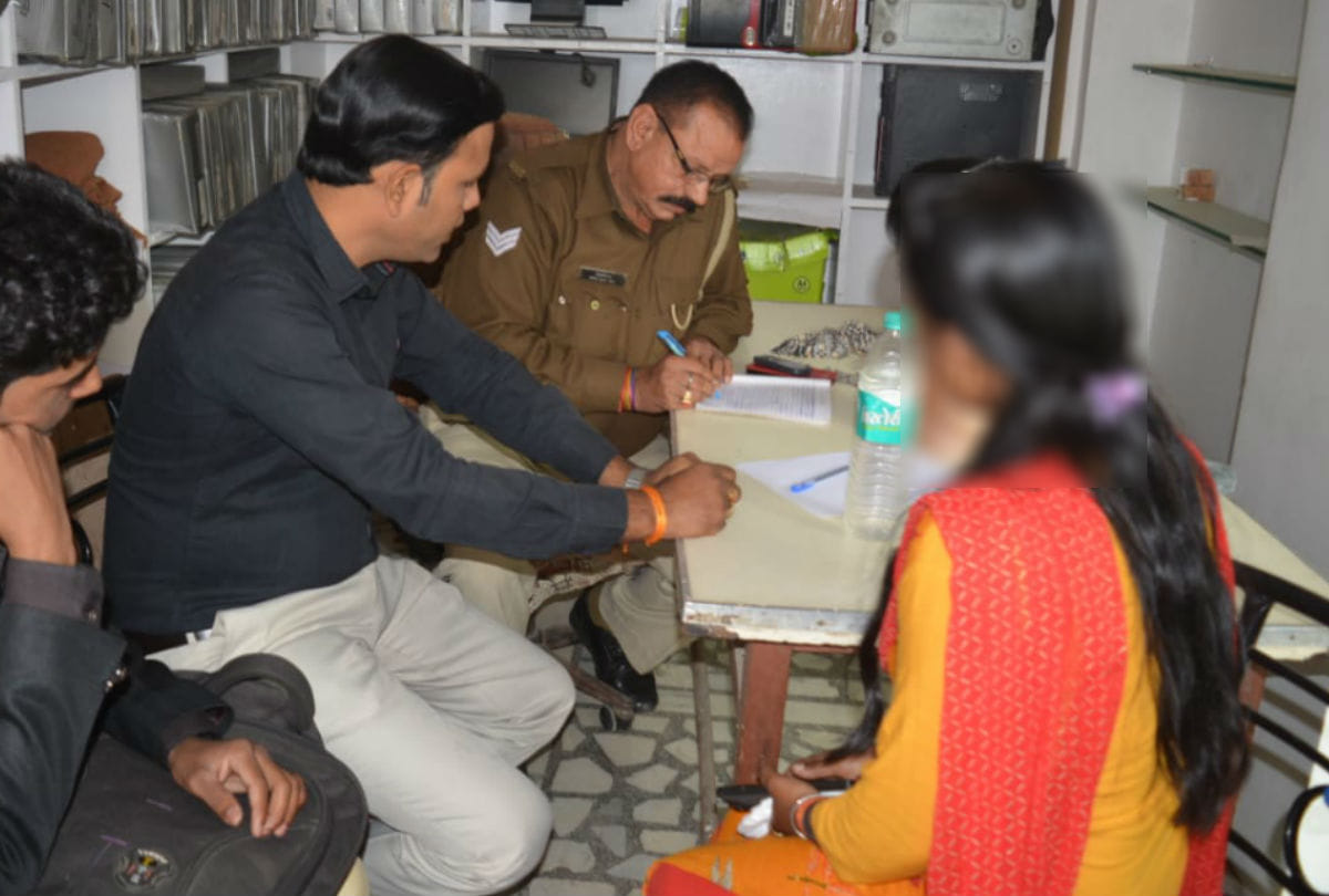 girlfriend created ruckus for boyfriend in firozabad