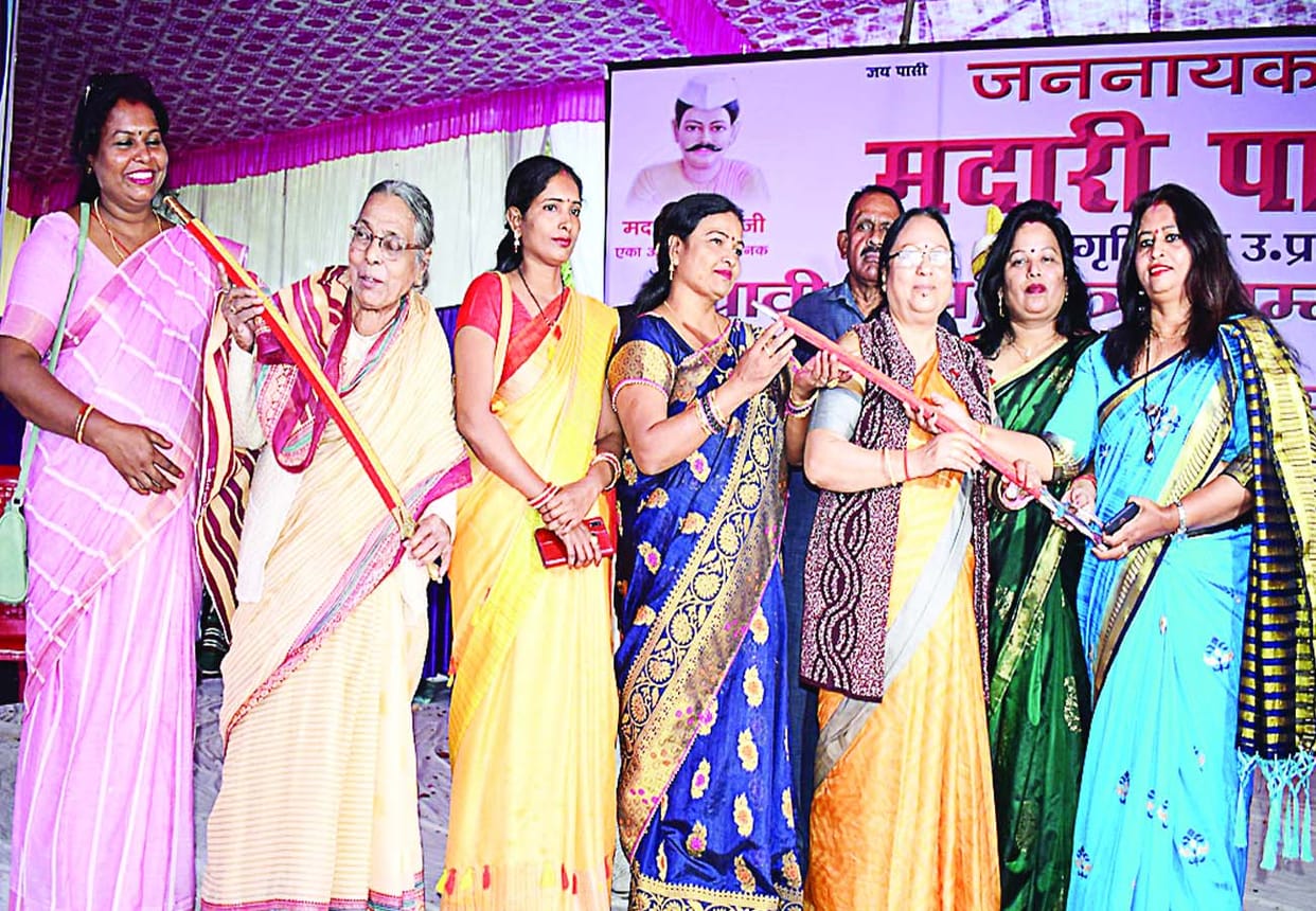 Minister of Technical Education gives one month salary for the education of youth in hardoi