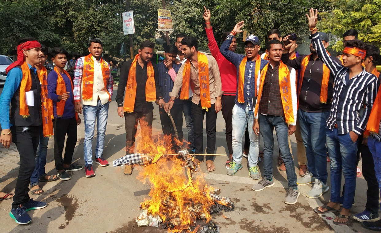ABVP burnt effigy of Telangana government