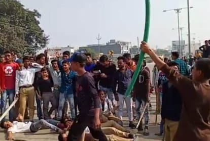 Principal accused of brutally beating students, sultanpur highway jammed in protest.