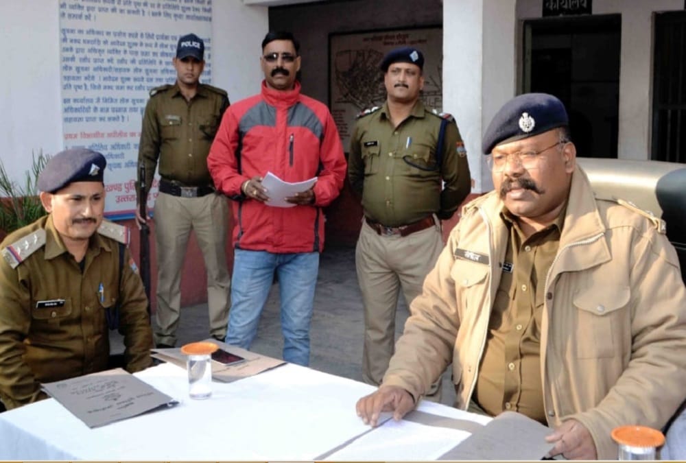 Sisters Pack her Brother In Bag and thrown into ganga Full planning for Defence herself