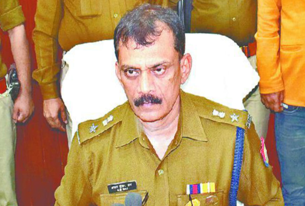 Mainpuri Sp Ajay Shankar Rai Transferred due to negligence of school girl death case