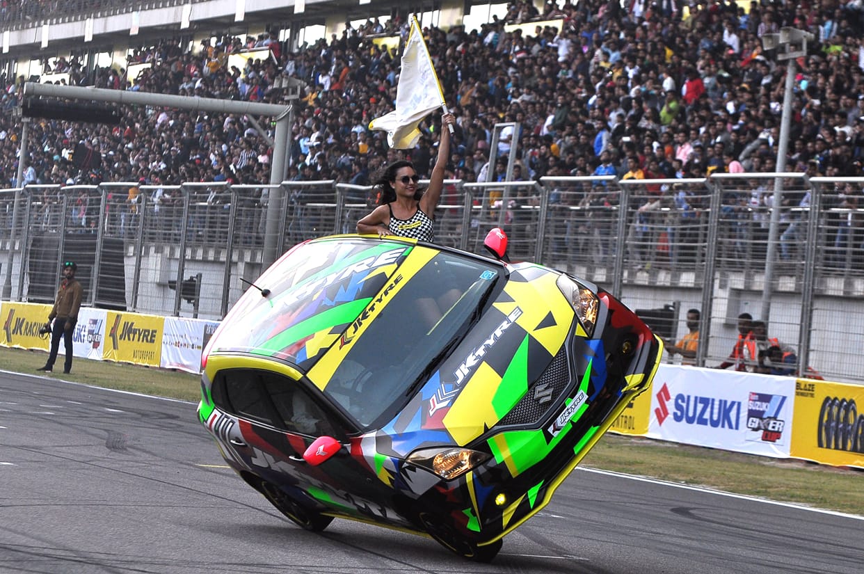 Entertainment in Car and Bike Racing