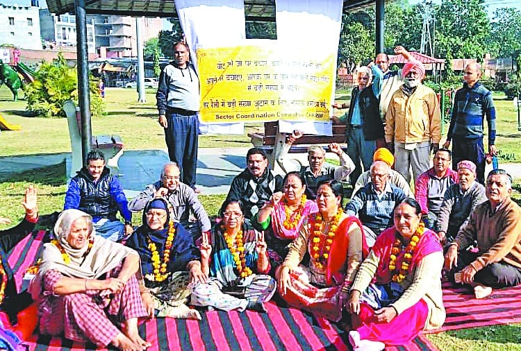 hunger strike for need based changes in housing board flats
