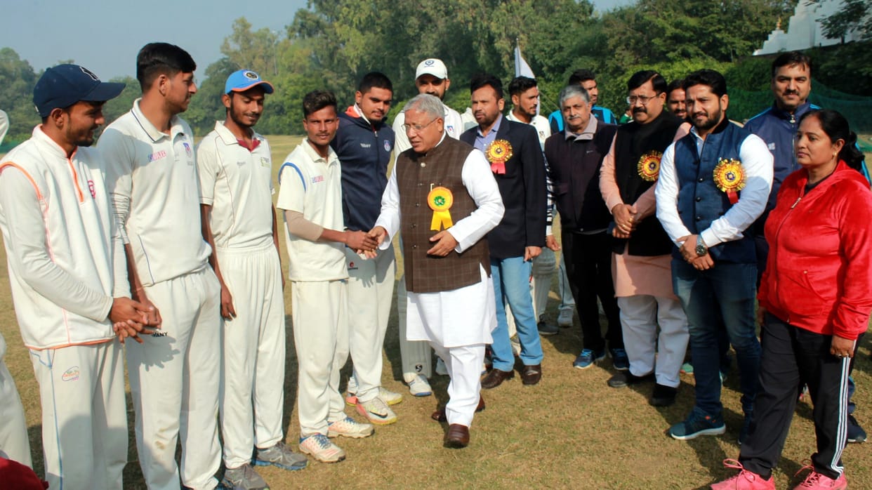 meerut and ajamgrah in final