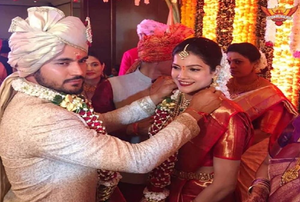 team indias cricketer manish pandey and actress ashrita shetty get marriage pics out
