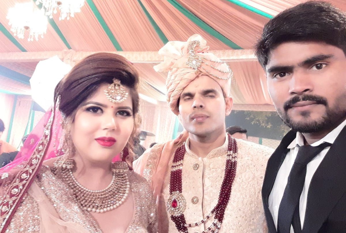pankhuri pathak ties wedding knot with sp leader anil yadav see photos