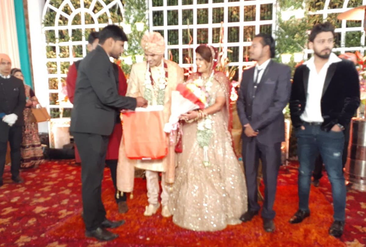 pankhuri pathak ties wedding knot with sp leader anil yadav see photos