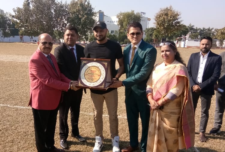 Harbhajan Singh reached Pathankot for launching Cricket academy