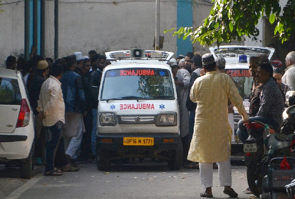 UP: A shopkeeper's life went a little careless on the road