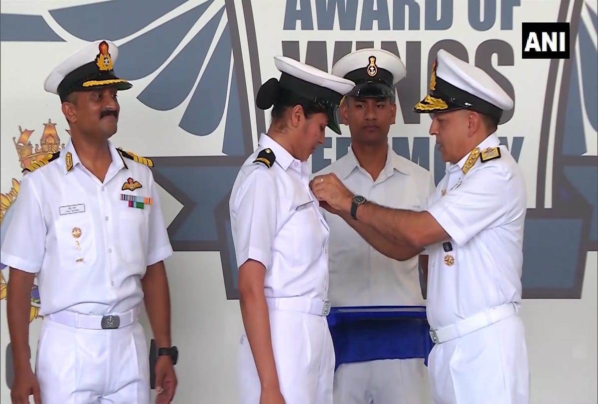 Indian Navy Sub Lieutenant Shivangi became first naval women pilot of navy