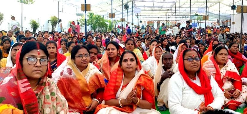 Human life incomplete without worship of Guru: Madhup