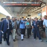 मथुरा जंक्शन पर रेल मंत्री पीयूष गोयल