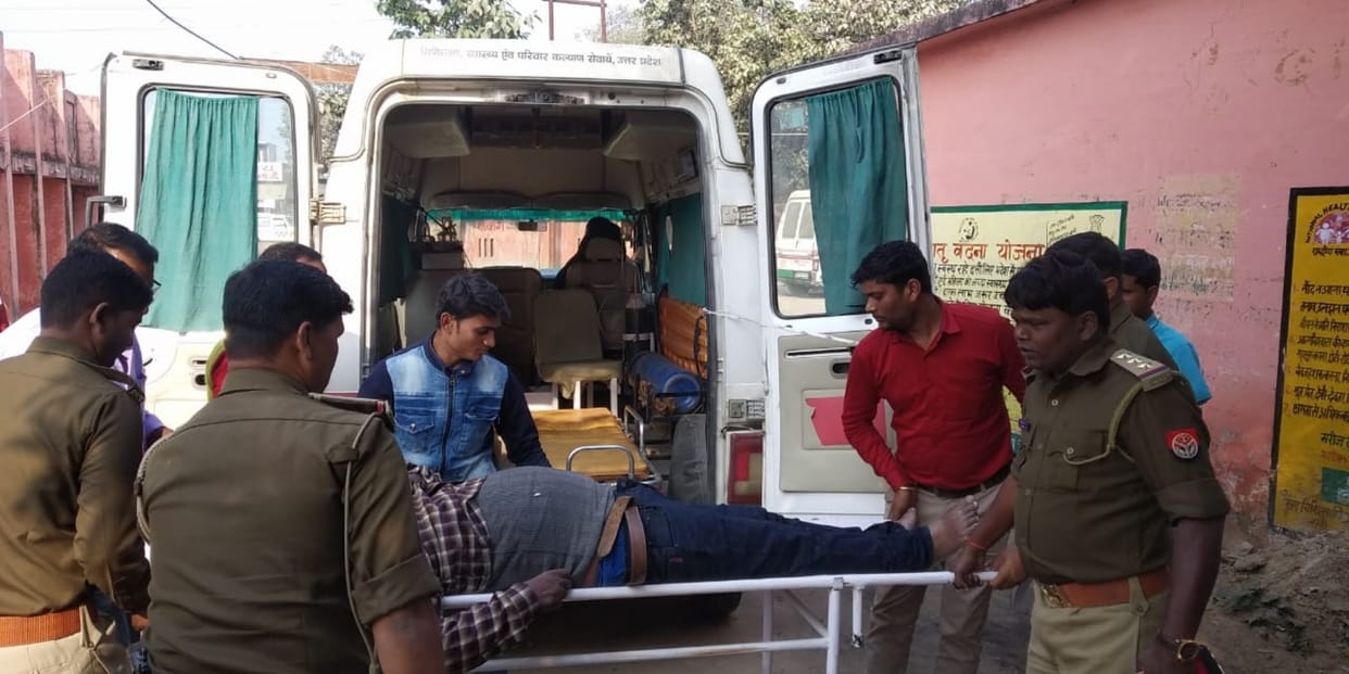 road accident in uttar pradesh basti policeman injured