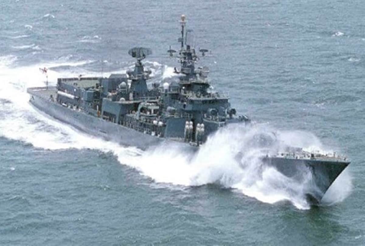 Navy Day 2019 indian navy and pakistan navy comparison Know All About