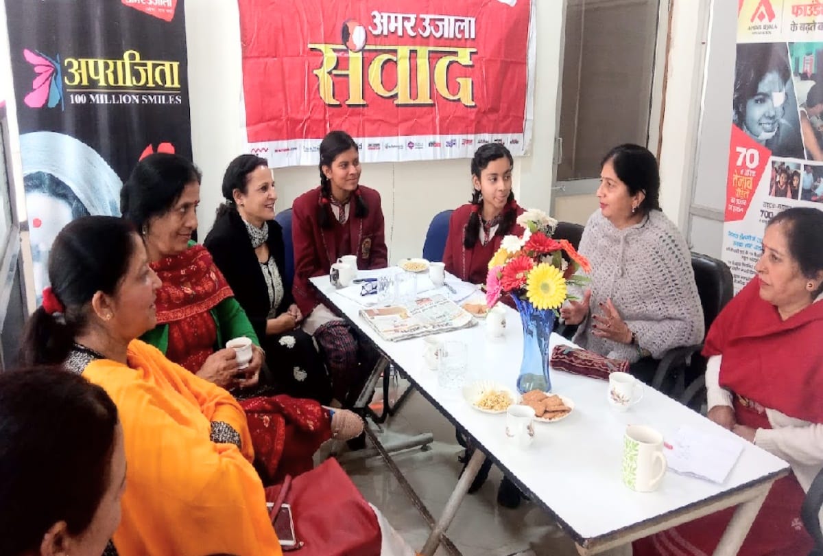 women, students expressed their views in In Amar Ujala's KabTakNirbhaya dialogue at mandi