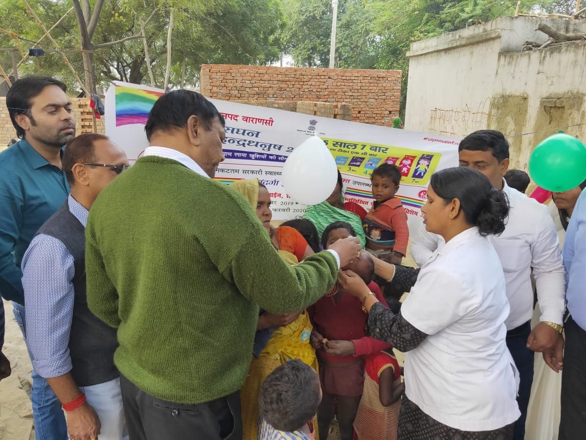 vaccination in district by March Mission Indradhanush started in rural areas varanasi