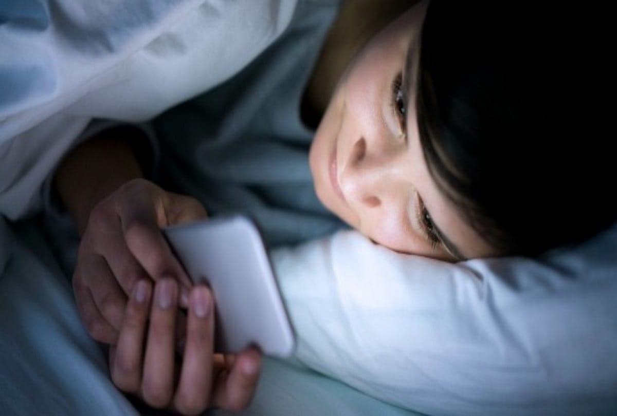 Internet Addiction how much time spend your children on mobile internet