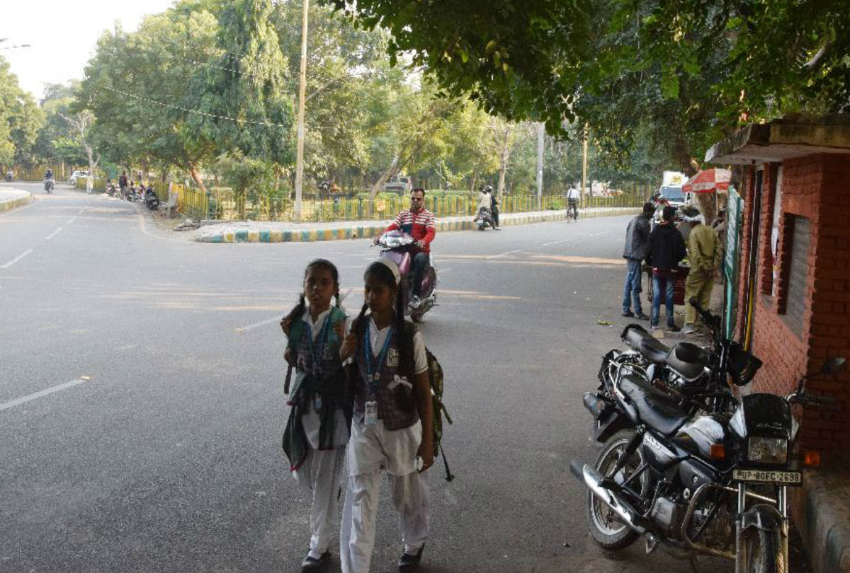Anti Romeo Squad Reality Check in Agra security of Girl Students