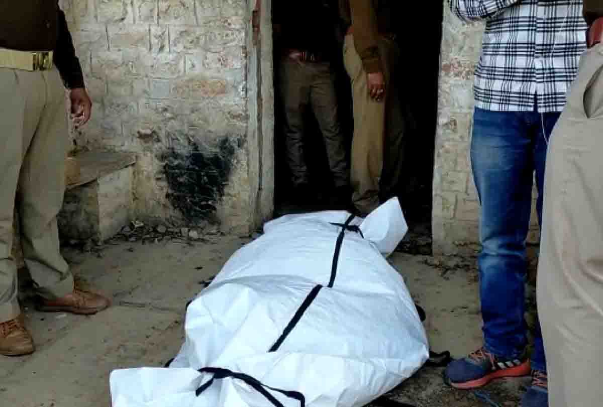 After Hyderabad misdeed case, now in Chitrakoot girl brutally murdered after misdeed