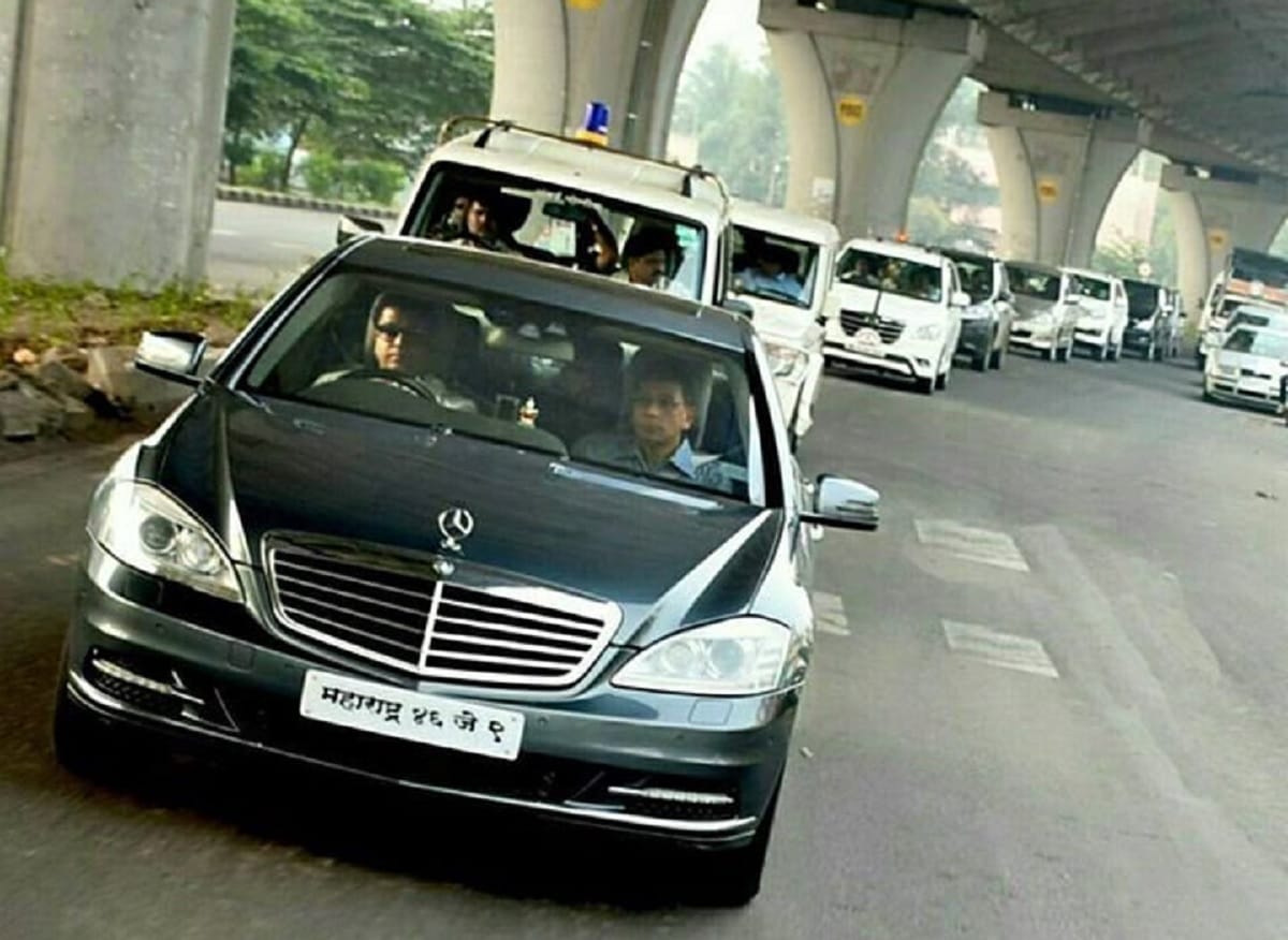 maharashtra CM love to drive Mercedes-Benz GL-Class, Know thackeray family car collection