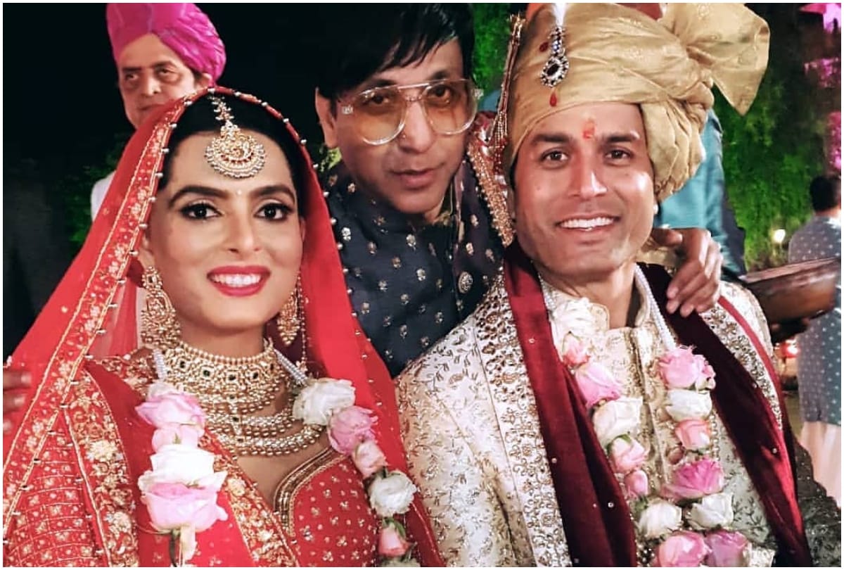 TV actress Kundali Bhagya Ruhi Chaturvedi and Choti Sarrdaarni Shivendraa married in Jaipur