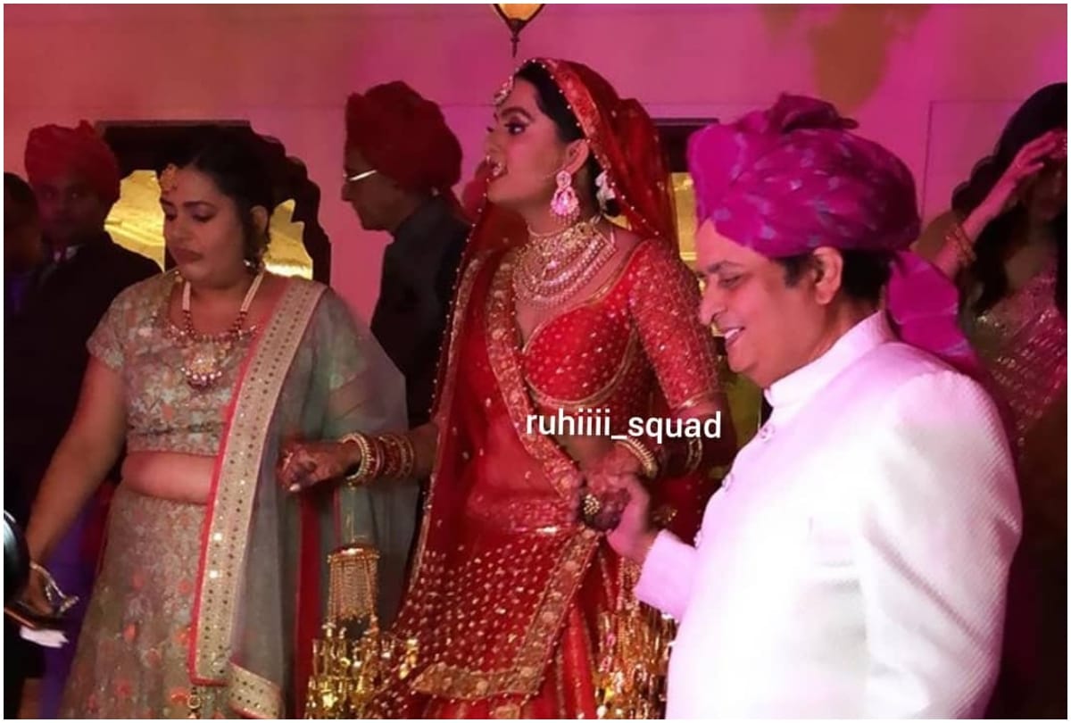 TV actress Kundali Bhagya Ruhi Chaturvedi and Choti Sarrdaarni Shivendraa married in Jaipur