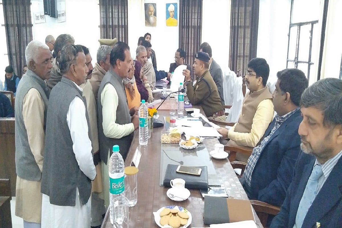Bakiyu activists rescued the accused from the police station in Shamli district