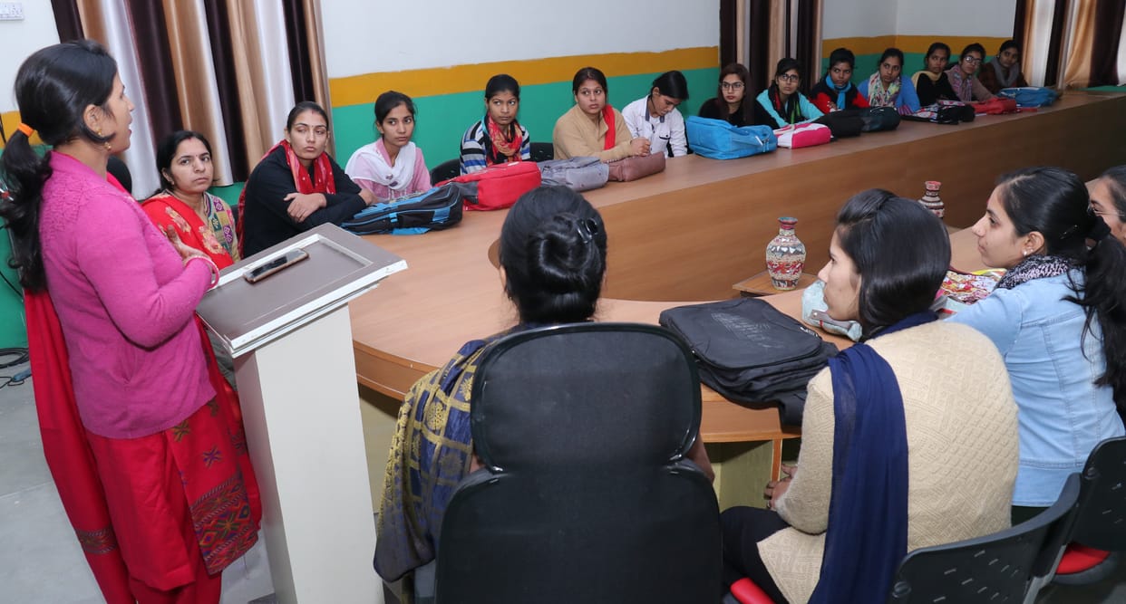samvad, girls, teacher