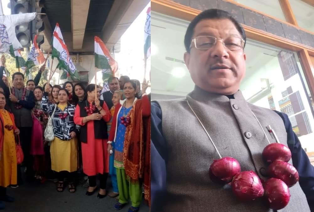 Congress protest against Onion and Shrine Board in Uttarakhand assembly winter session 2019