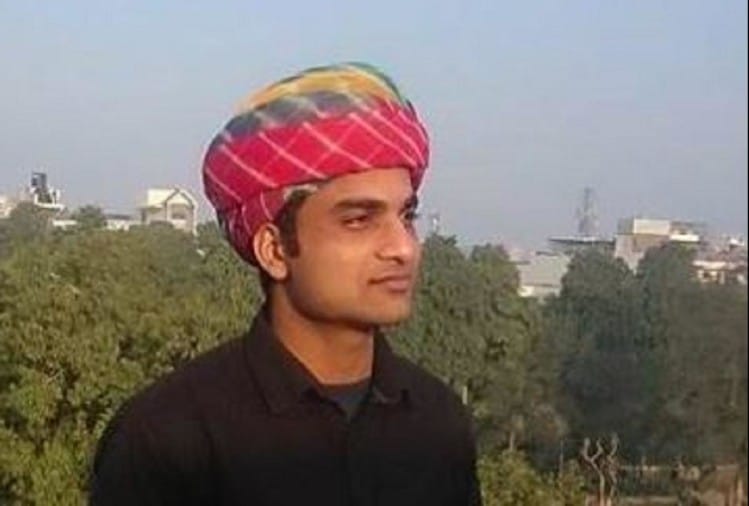 Dr Feroz Khan interviewed again at VC residence, changed at last minute