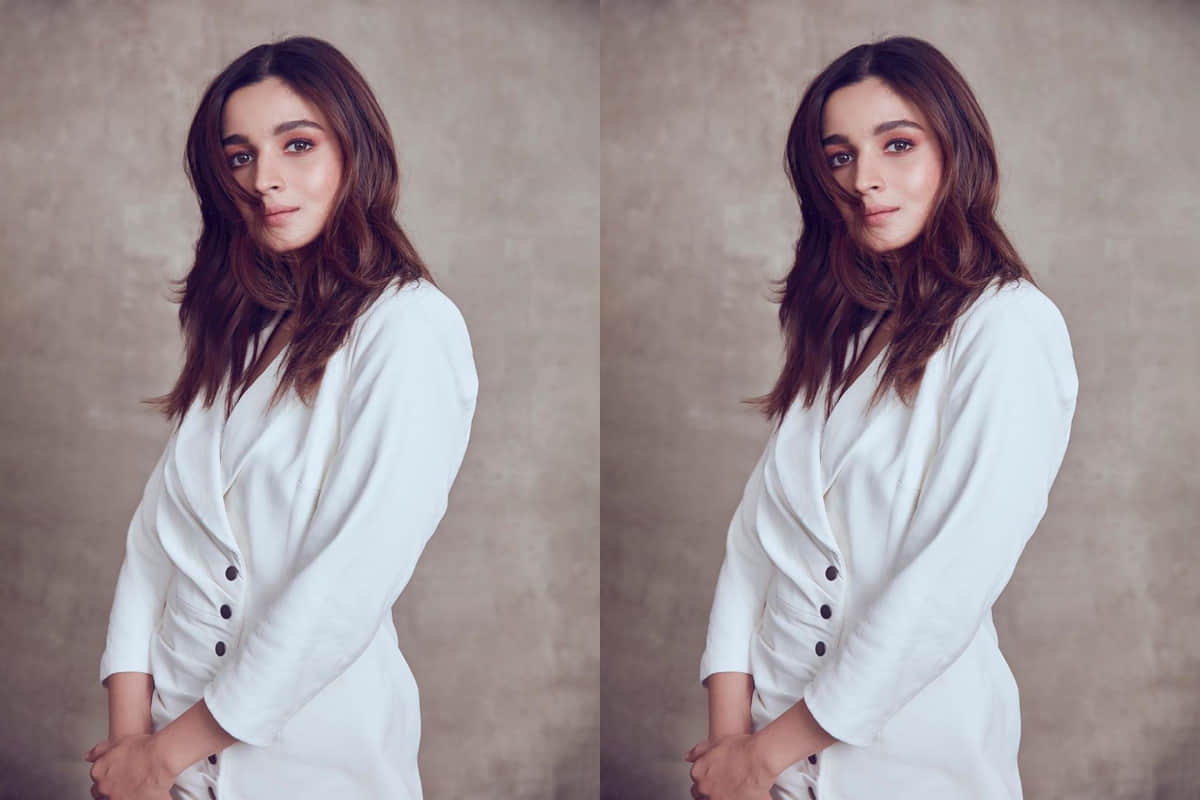alia bhatt wear lamb leather white mini blazer dress worth 80 thousand