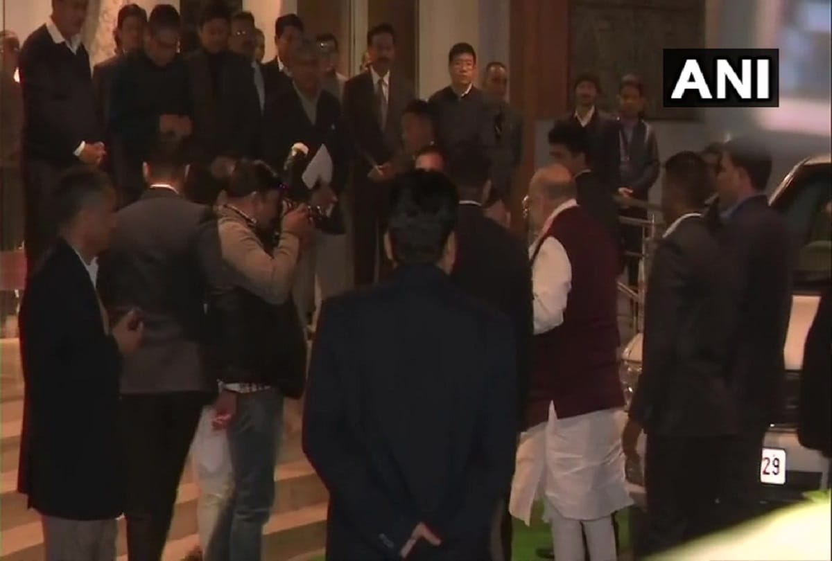 Amit Shah visit Assam House and discussed on cab
