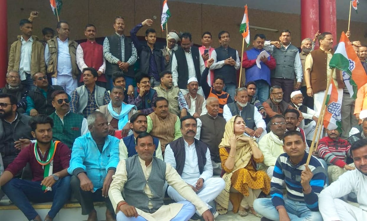 Congressmen came on the road due to problems of farmers