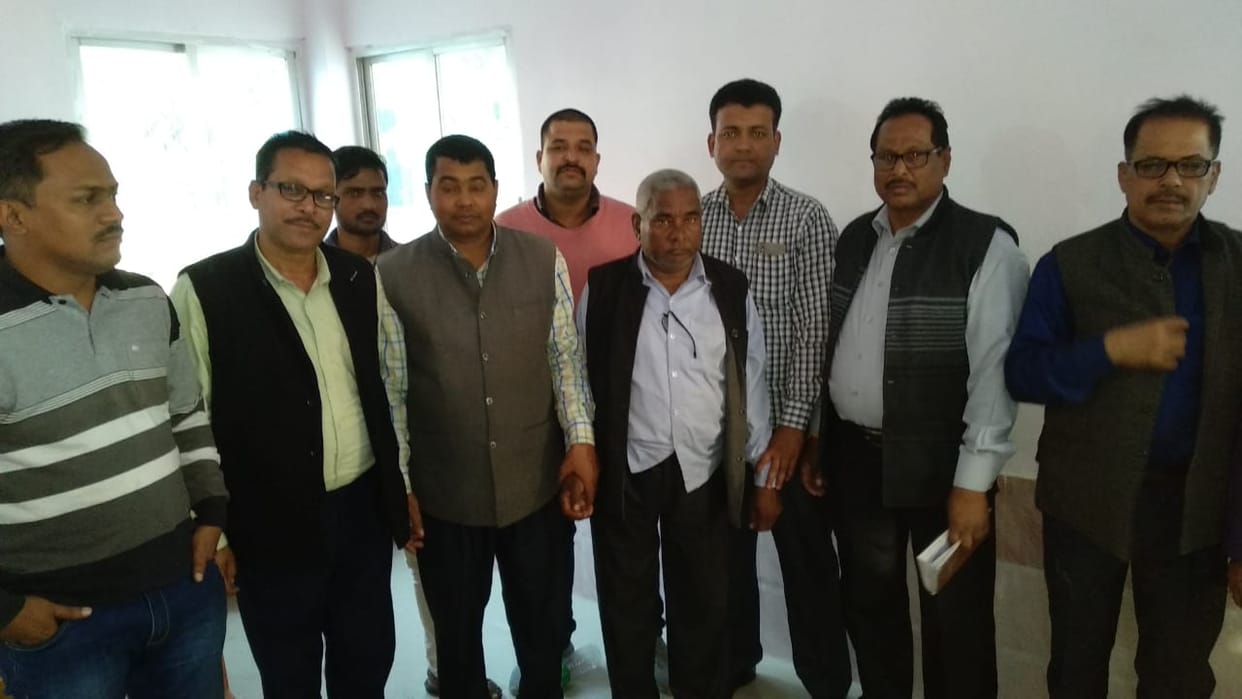 Anti Corruption cell caught Lekhpal by taking bribe