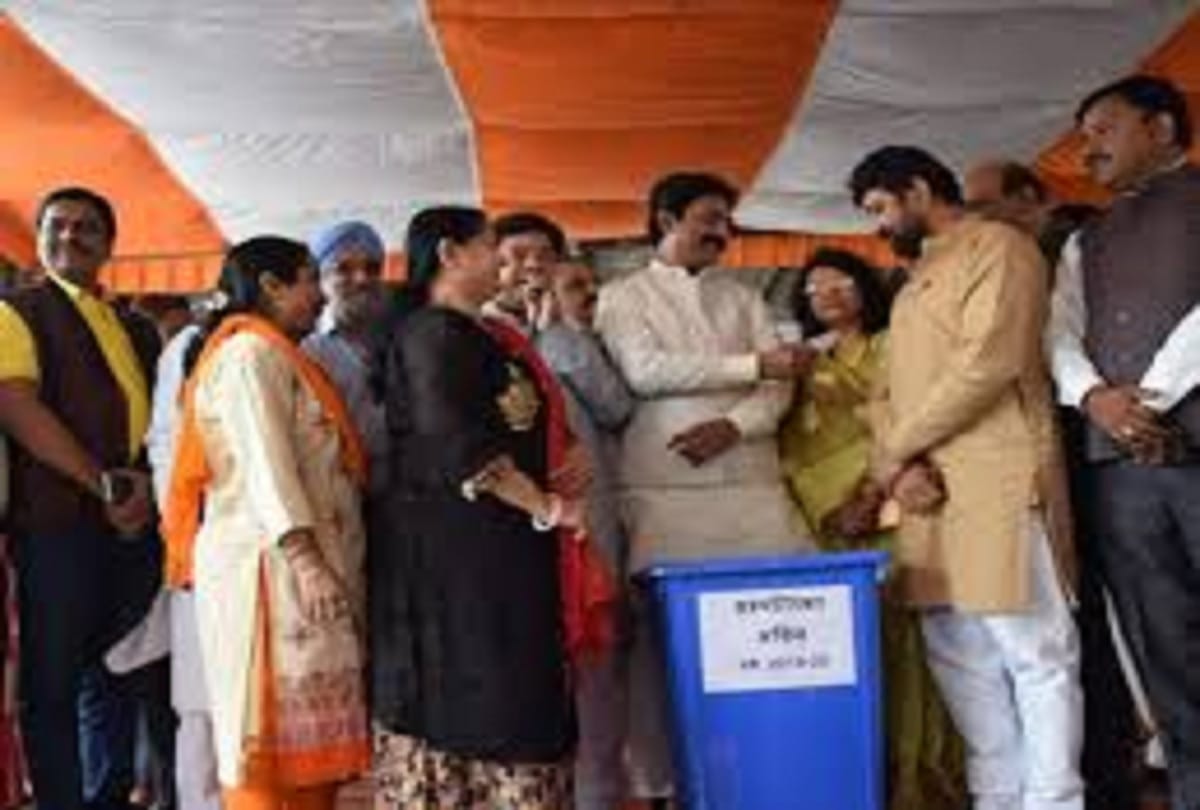 Indore Property and water tax paid before time car turns out in lucky draw