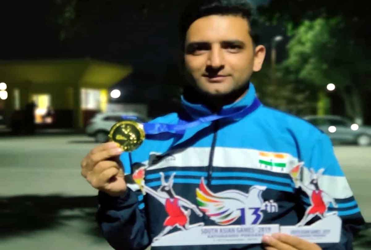 Chain Singh of Doda, Jammu and Kashmir won gold medal in South Asian Games