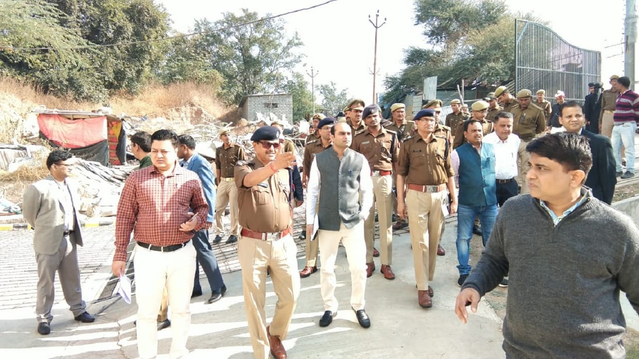 CM yogi adityanath may be on two day tour of Jhansi, DM and SSP looks at preparations
