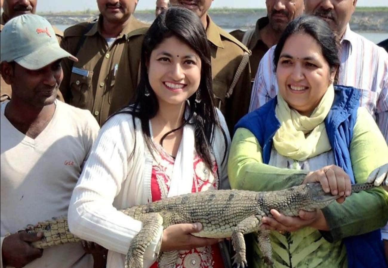 IAS B. Chandrakala once again surrounded in illegal mining case. this time RTI activist exposes scam