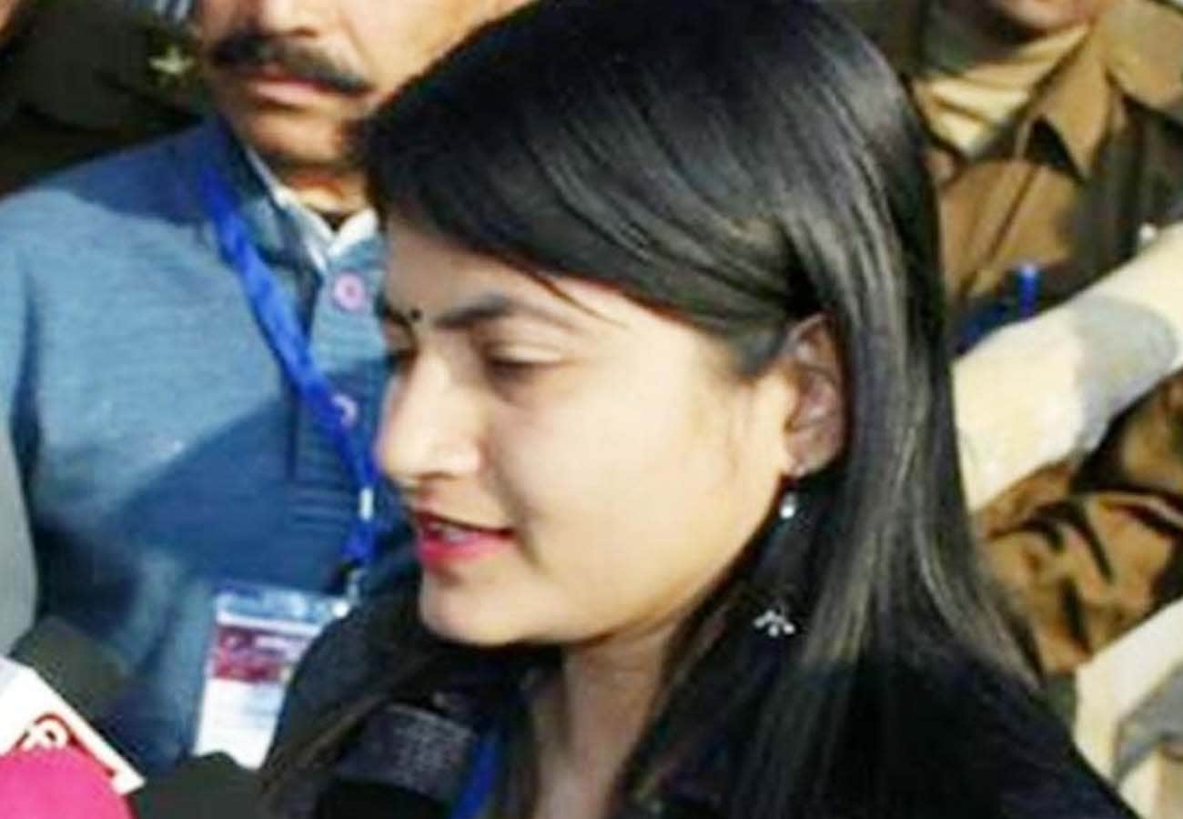 know how the famous IAS B. Chandrakala surrounded in illegal mining case