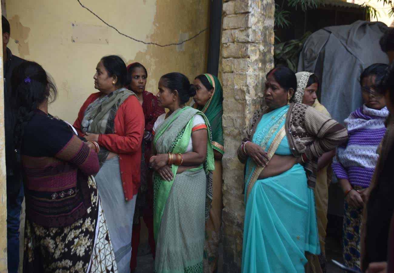 Wife try to committed suicide after Constable death in kanpur uttar pradesh