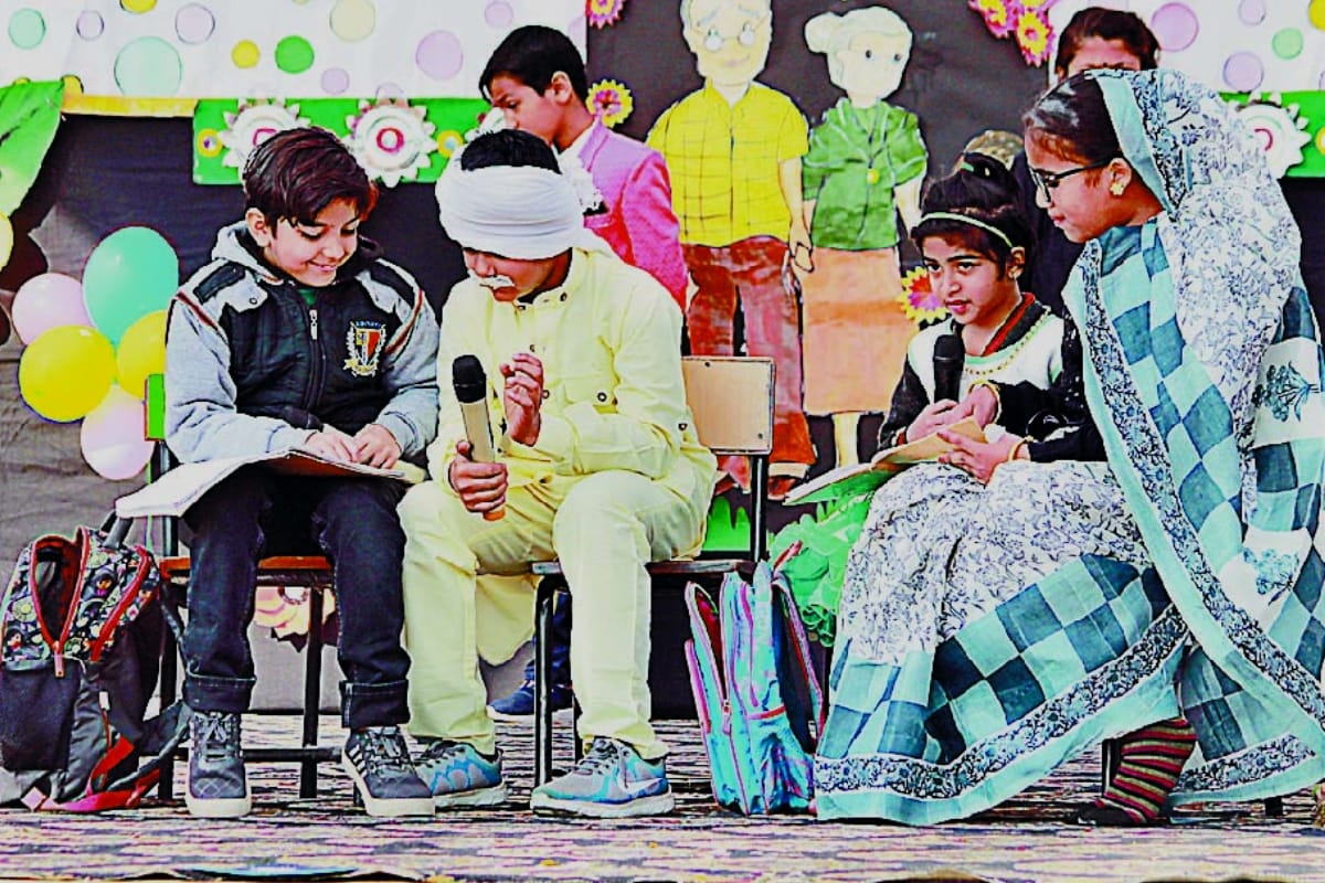 Kendriya Vidyalaya Punjab Lines children presented cultural performances on Senior Parent's Day
