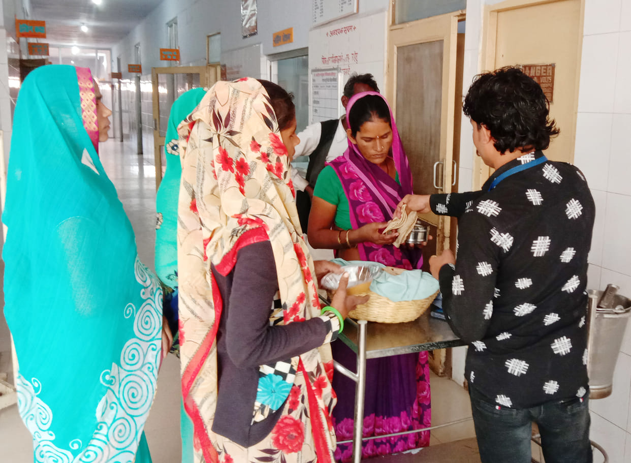 Paisent and Timardar are not found food in jila hospital