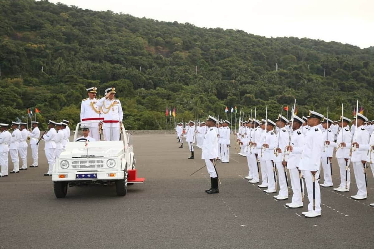Indian navy day 2019 know reason behind navy white uniform