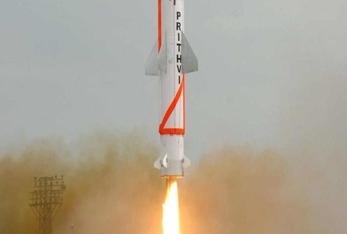 India carried out testfiring of two Prithvi 2 ballistic missiles